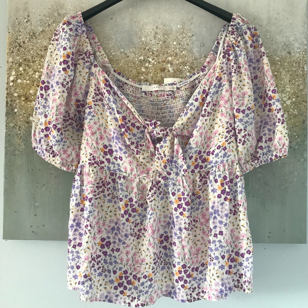 🇺🇸 Lush Floral Short Sleeve Top (NWT)